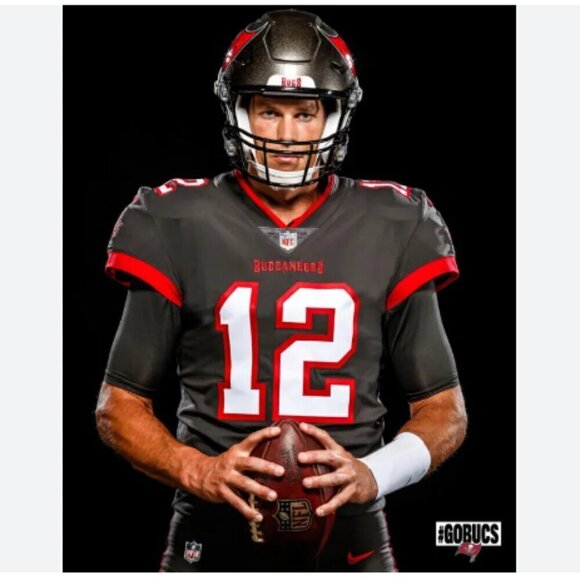 TOM BRADY #12 WOMEN'S GLITTER-BLINGED MESH FOOTBALL JERSEY - Picture 2 of 8